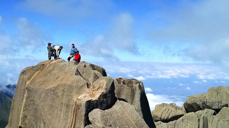 Cume Itatiaiuçu, Pico das Agulhas Negras