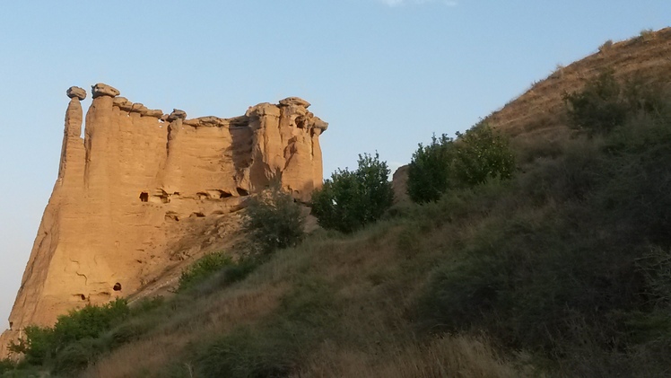 Naser Ramezani: Behestan Castle