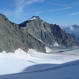 Allalinhorn from the way up to Sthralhorn