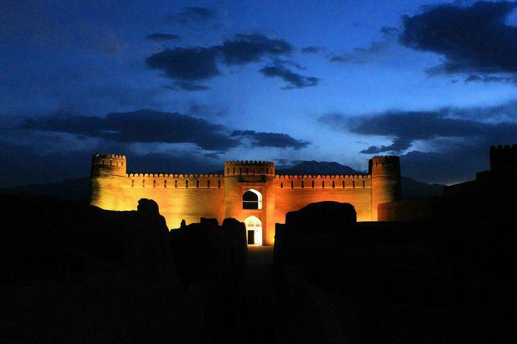 naser ramezani Rayen castle, Hazaran