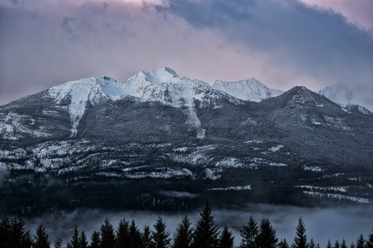 View from Eagle Lodge, Golden BC, Mainmast