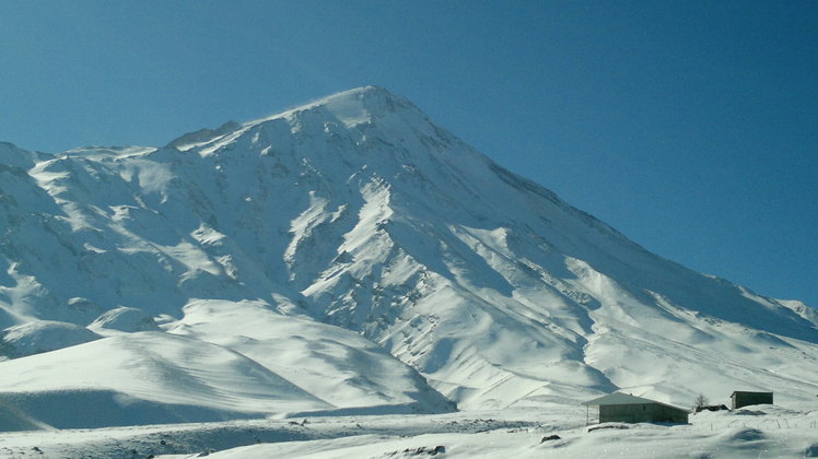 Damavand (دماوند)