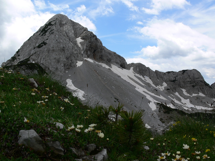 Lupoglav (2102 m n/v)