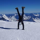 Handstand at the top of Huascaran Sur (6768m)