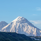 Kamen, the "Stone", in front of Kliuchevskoi, Kamen (Kamchatka)