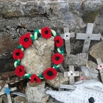 poppy wreath on summit, Arenig Fawr