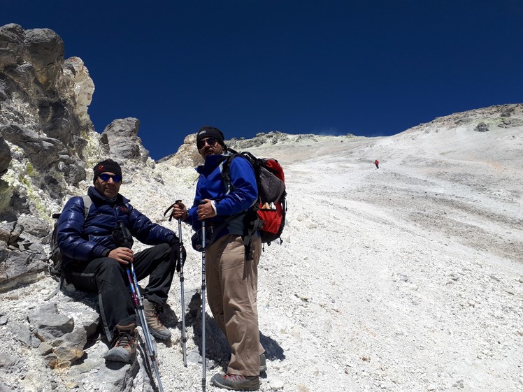 peak damavand, Damavand (دماوند)