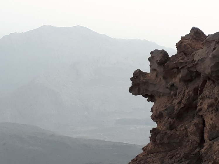 stones damavand other than 4200 m, Damavand (دماوند)