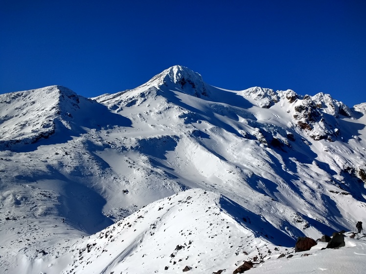 volcan Yates el Guardian de Reloncavi, Yate (volcano)