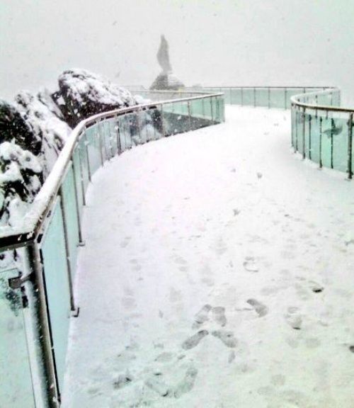 Monumento a Nuestra Señora de Las Nieves, Pico Espejo