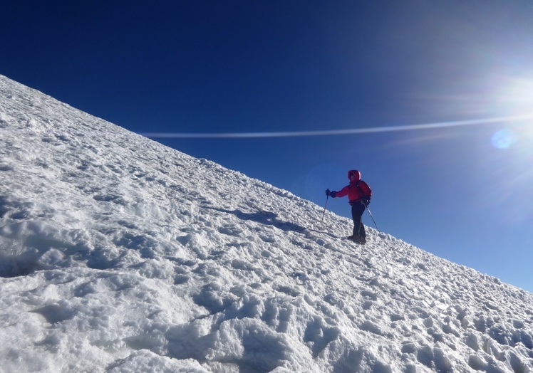 Cruzando el glaciar del Plomo