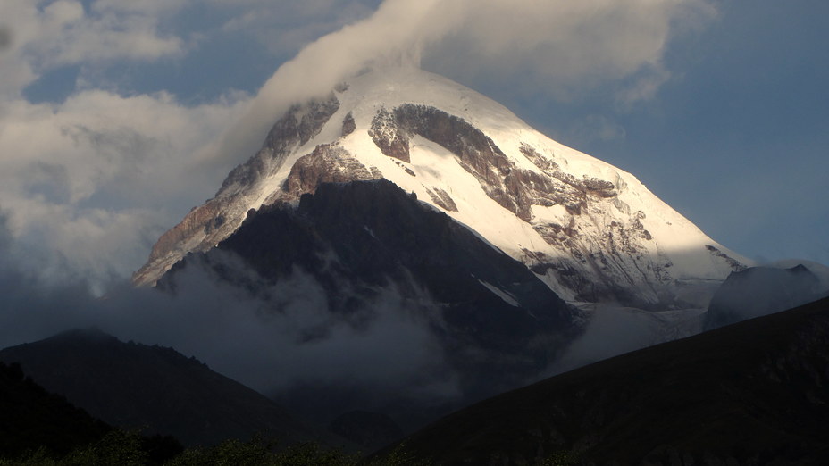 Kazbek dağı, Kazbek or Kasbek