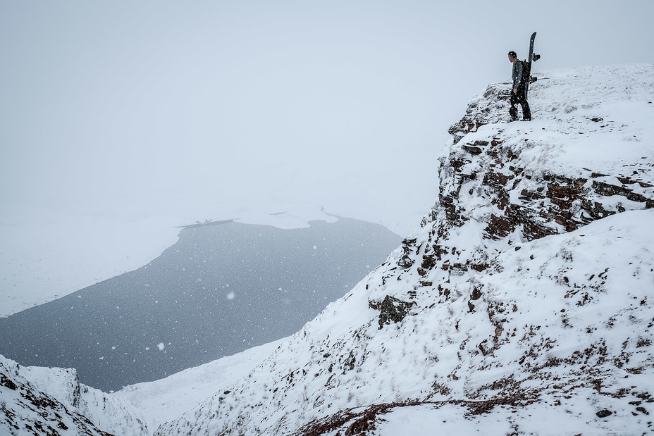 Possible way down?, Picws Du