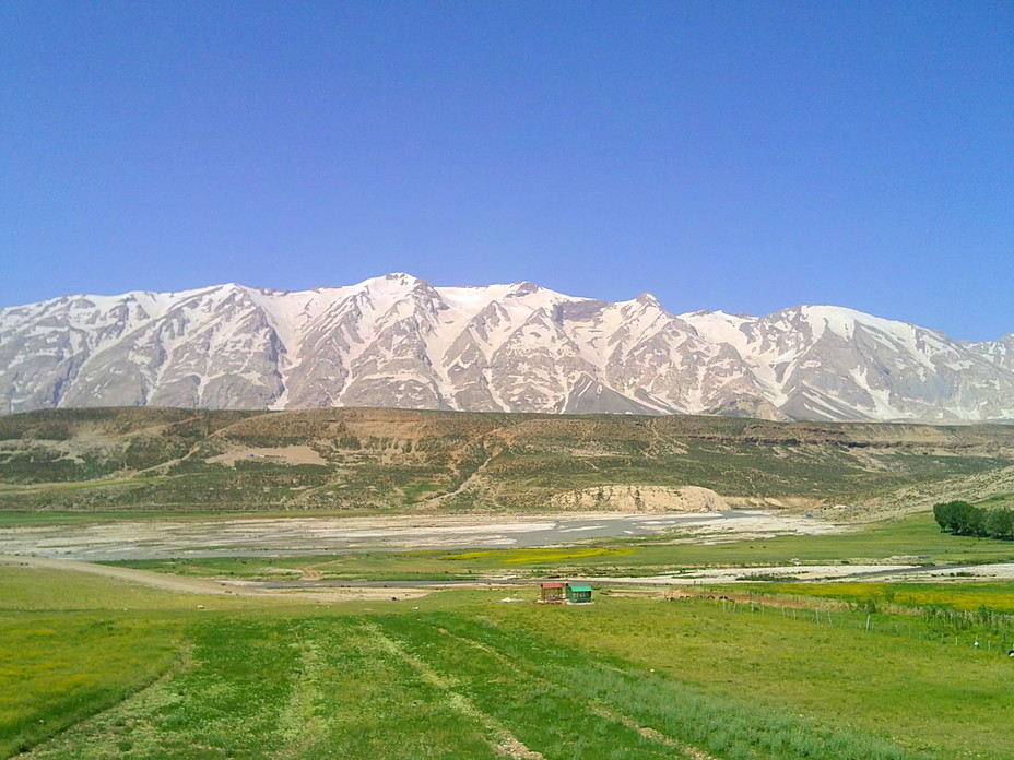 زردکوه بختیاری و رودخانه زاینده رود, Zard-Kuh