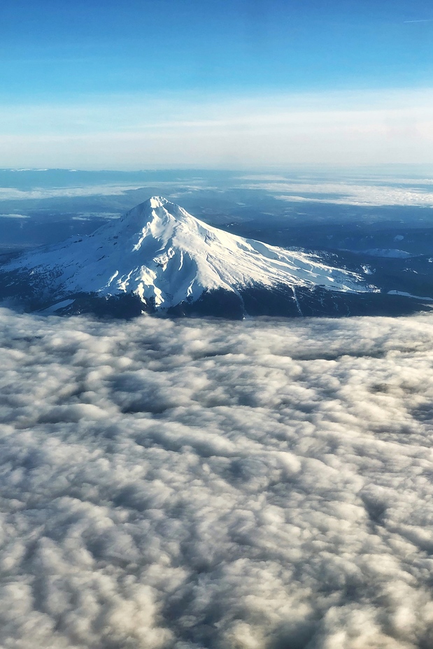 Mt. Hood Flyby, Mount Hood