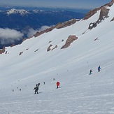 Avalanche gulch in may, Mount Shasta