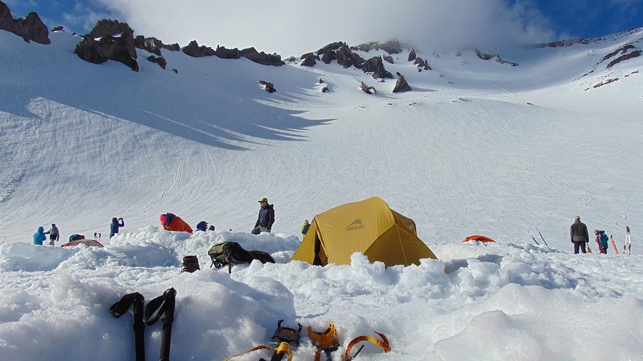 Avalanche gulch camp, Mount Shasta
