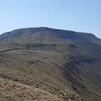 Plateau summit of Ingleborough from Simon Fell