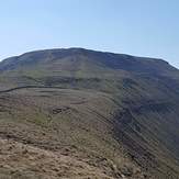 Plateau summit of Ingleborough from Simon Fell