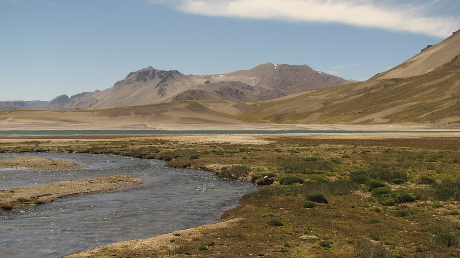 Laguna del Maule y sus Arroyos