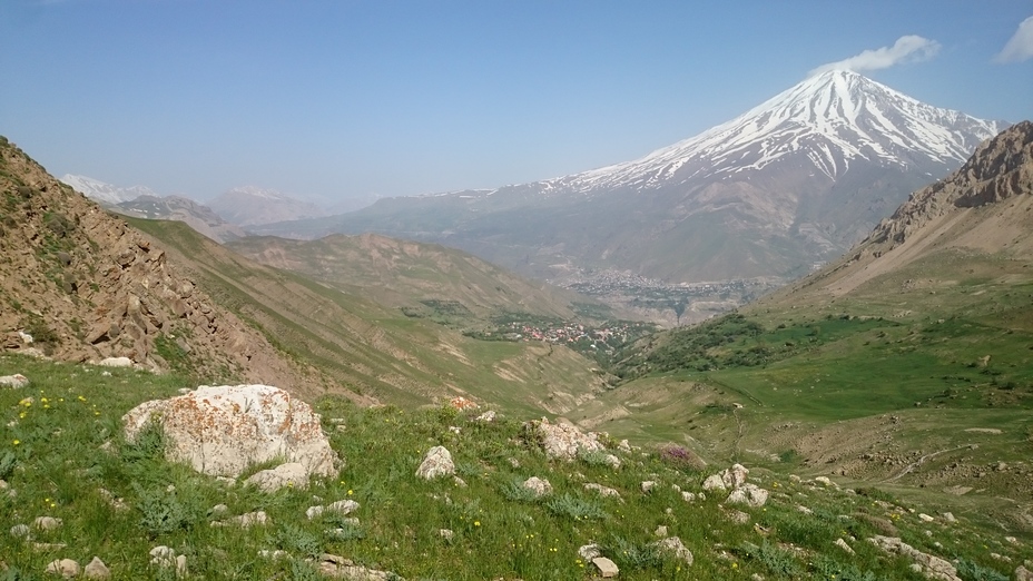 در مسیر چکاد پاشوره, Damavand (دماوند)