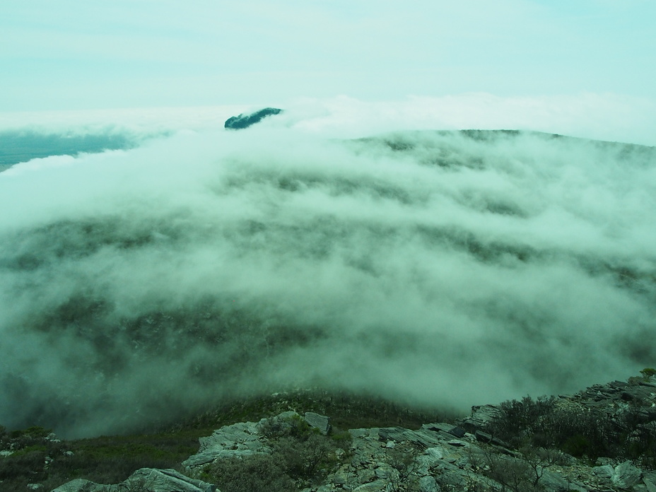 Cloud Lines, Bluff Knoll