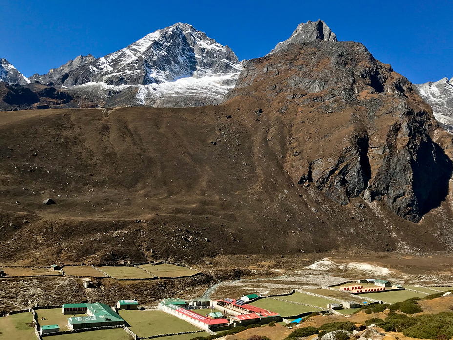 Machermo en route to Gokyo Ri