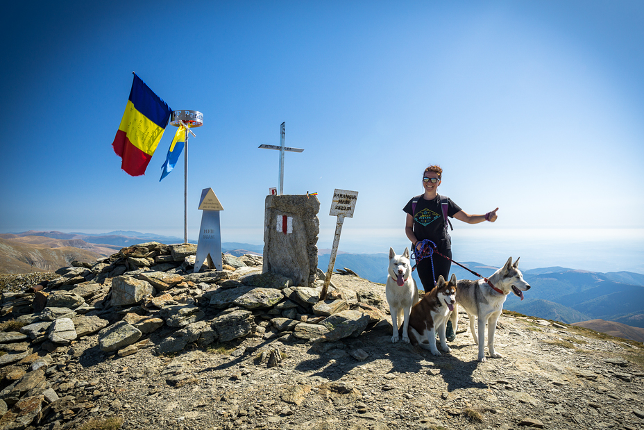 husky climbing, Parângu Mare