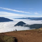 Life above the fog, Dog Mountain