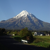 Early morning view, Mount Egmont/Taranaki