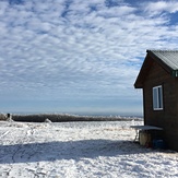 Shack at the summit of the mountain, Mount Ararat (Pennsylvania)