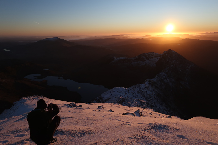 Stunning sunrise over Snowdon