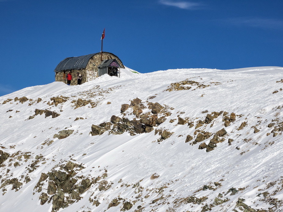 Darabad Shelter, Tochal