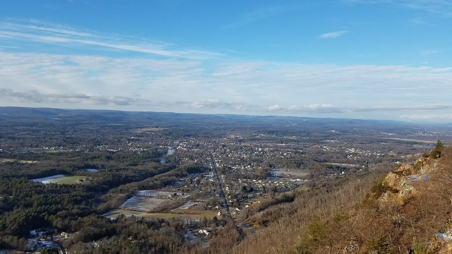 View from Mt Tom summit, Mount Tom (Massachusetts)