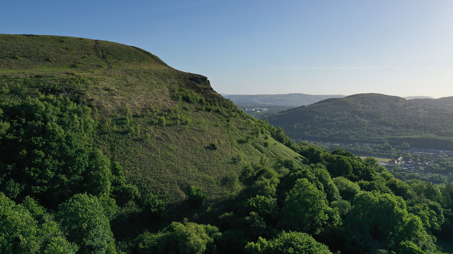 Crag of east flank Garth Mountain, Garth Mountain, Mynydd y Garth