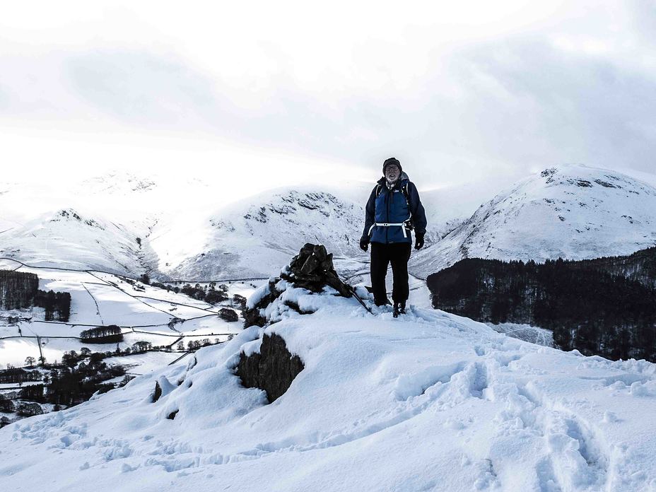 Winter  Walk on Low Fell  by Dave Hall, Low Fell (Lake District)