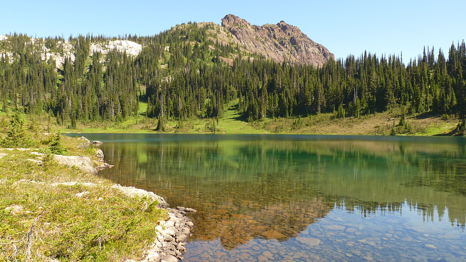 Marble Peak from Globe Flower Lake, Marble Peak (British Columbia)