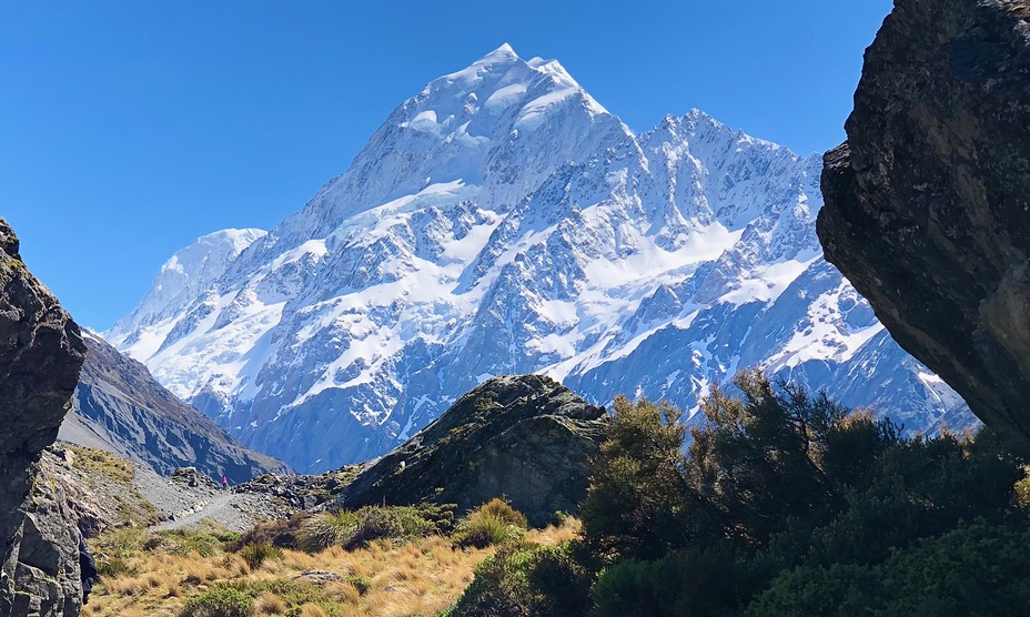 A climber's dream conditions for summiting Aoraki/Mt Cook, Aoraki/Mount Cook