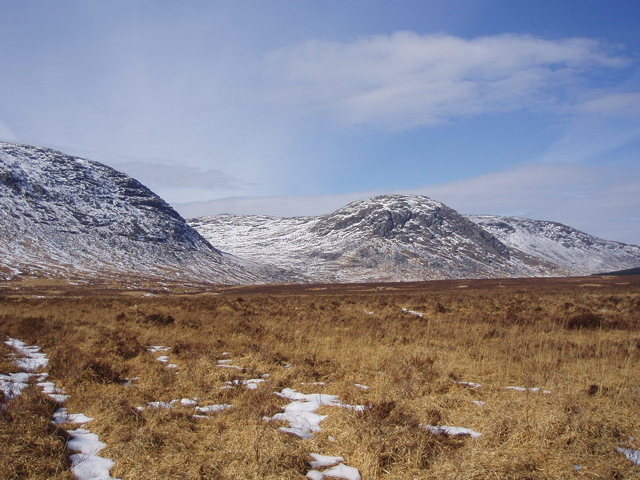 Craignaw and the Dungeon Hill in winter