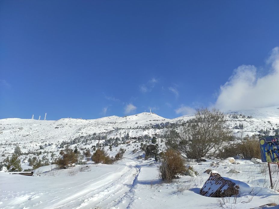 Mount Pentelicus, Penteliko Mountain
