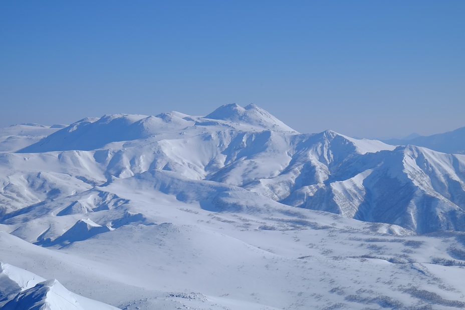 Mt.Tomuraushi, Mount Oputateshike