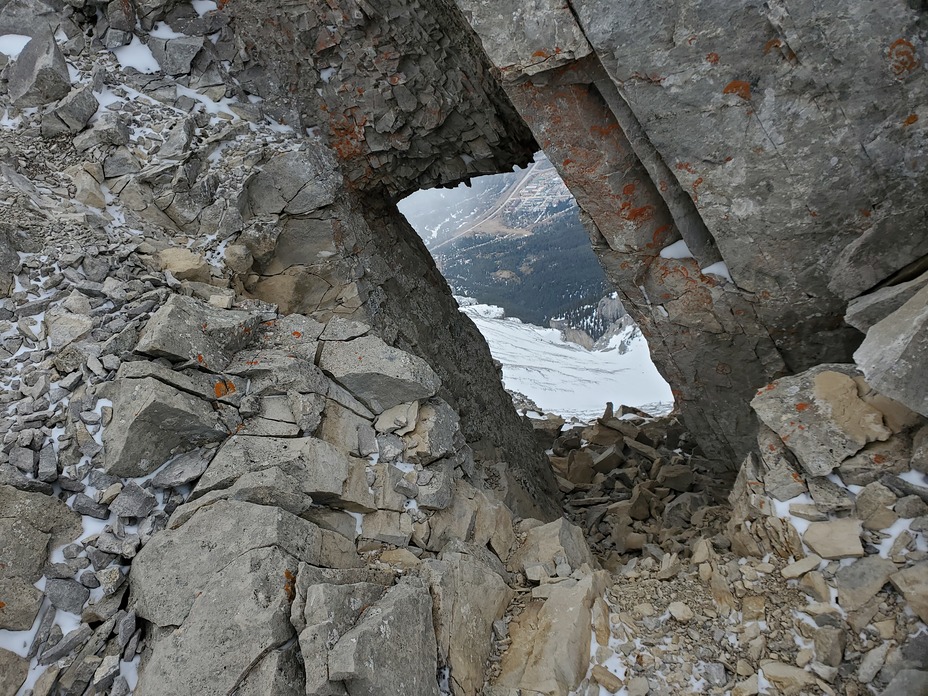 The window just before the true summit, Grotto Mountain