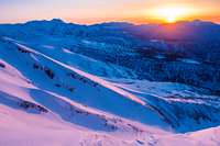 Dawn of Mt. Tomuraushi, Mount Tomuraushi (Daisetsuzan) photo