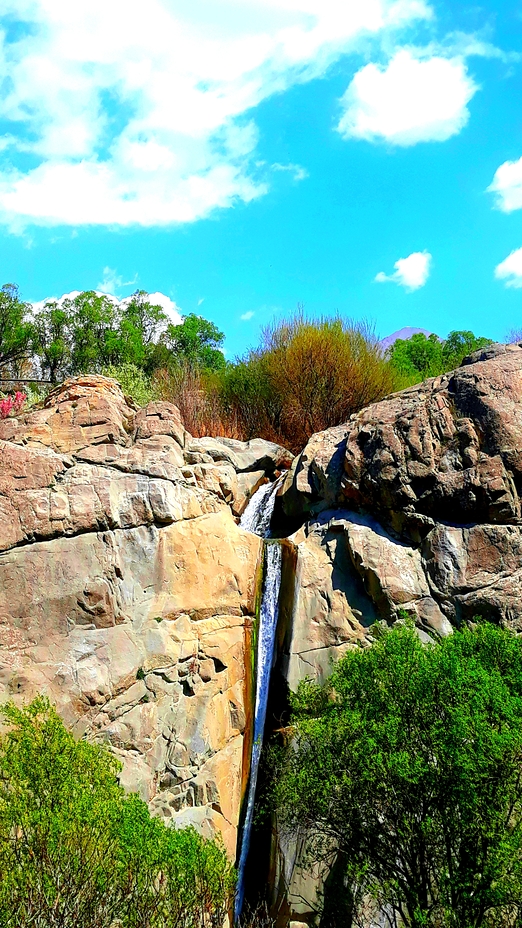 Nathan waterfall, Rizan