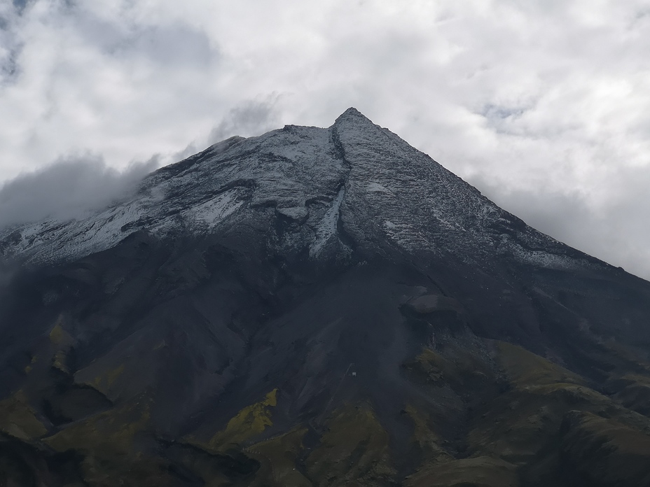 Little snow, Mount Egmont/Taranaki