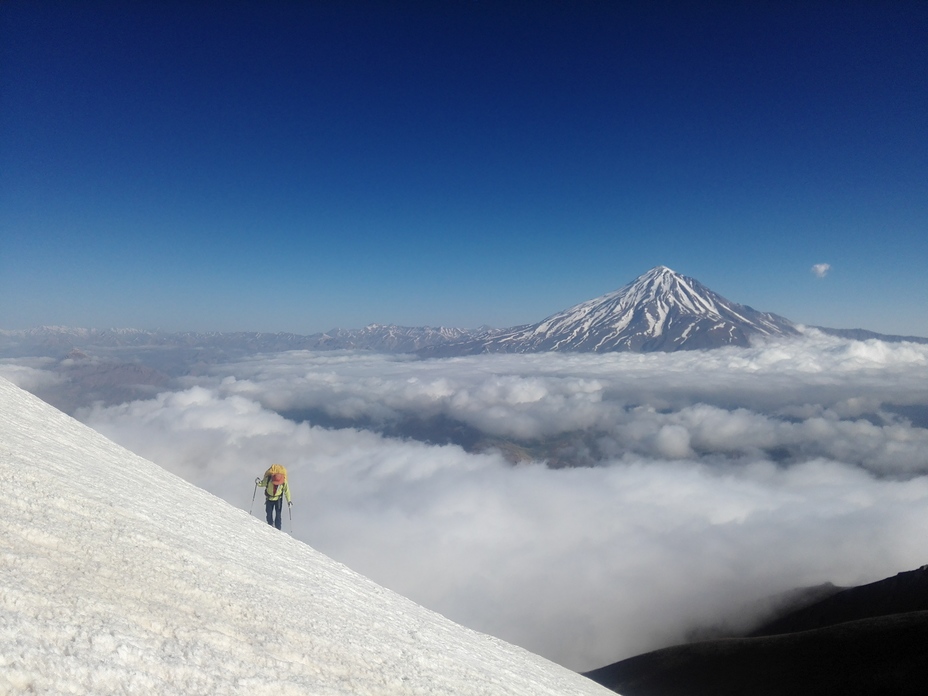 Damavand summit from dobarar peak, Damavand (دماوند)