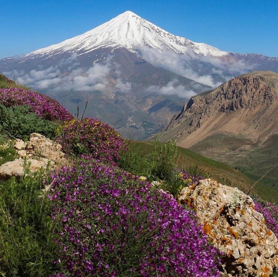 دشت آزو مسیر صعود به قله پاشوره, Adams Mountain