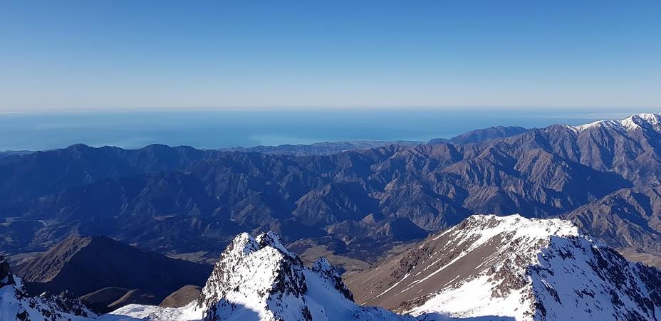 Summit view, Mt Tapuaenuku (Kaikouras)