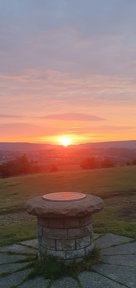 Sunset, Werneth Low