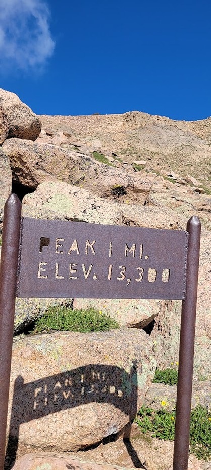 Barr Trail 1 mile marker, Pikes Peak